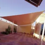 ساندوتش بانل وبيوت شعر جدة | تركيب مظلات شراع في جده لعام 2026