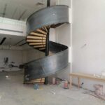 ساندوتش بانل وبيوت شعر جدة | تركيب سلالم حديد ومخارج الطوارئ