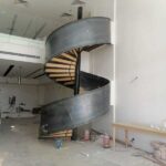 ساندوتش بانل وبيوت شعر جدة | تركيب سلالم حديد ومخارج الطوارئ